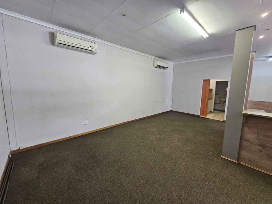 To Let commercial Property for Rent in Hospitaalheuwel Free State